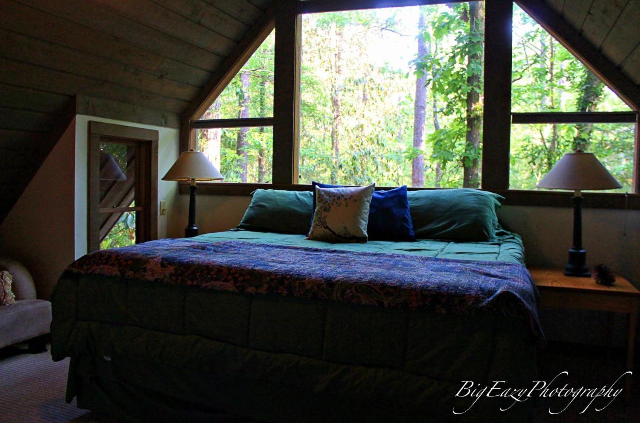 The River Chalet Folsom Номер фото