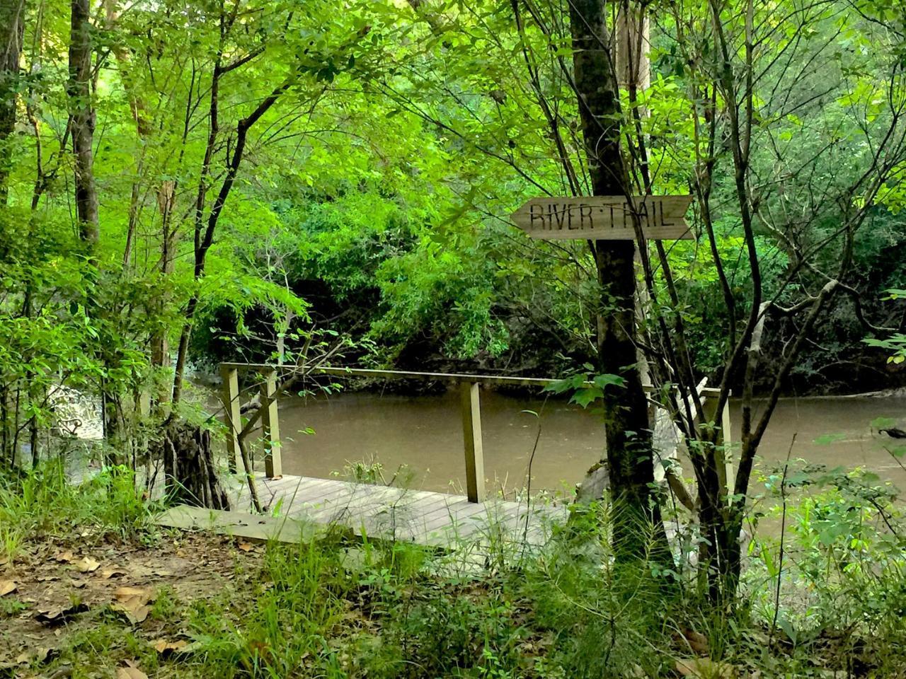 The River Chalet Folsom Екстер'єр фото